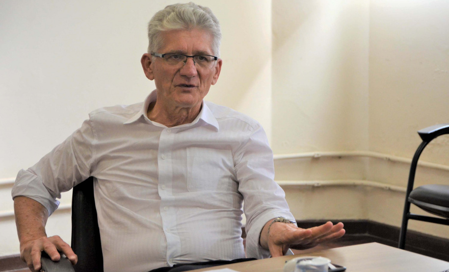 A Agência de Defesa Agropecuária do Paraná (Adapar) publicou nesta quarta-feira (6) nova norma que prorroga o prazo para a semeadura de soja no Estado. A portaria nº 342/2019, que estabelece o período de vazio sanitário e outras medidas para o controle da ferrugem asiática no Estado, substitui a nº 202/2017, que determinava 31 de dezembro como data limite para o plantio. A nova norma não define a data final para a semeadura. Foto: SEAB