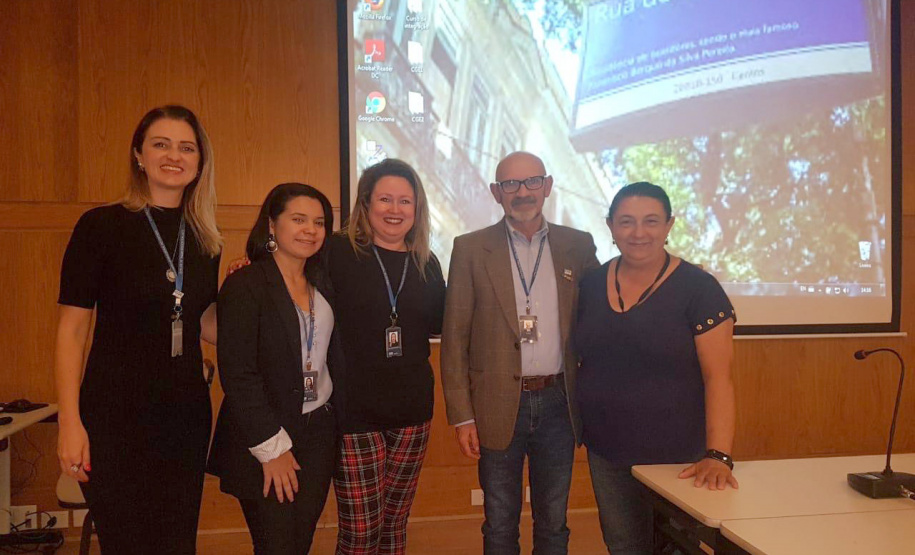 O Governo do Paraná vai melhorar o contato com o cidadão pelas mais de 70 ouvidorias distribuídas em secretarias e empresas estaduais, incluídas as instituições de ensino superior. A Controladoria-Geral do Estado reuniu nesta semana o primeiro encontro com representantes da área de vários órgãos públicos e vai propor a criação de um conselho consultivo para casos de maior complexidade. Curitiba, 07/11/2019 - Divulgação/CGE