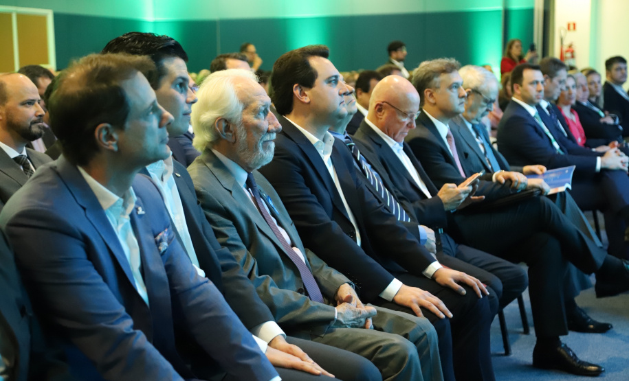 O governador Carlos Massa Ratinho Junior participa do evento de premiação das 500 maiores empresas do Sul. Foto: José Fernando Ogura/AEN