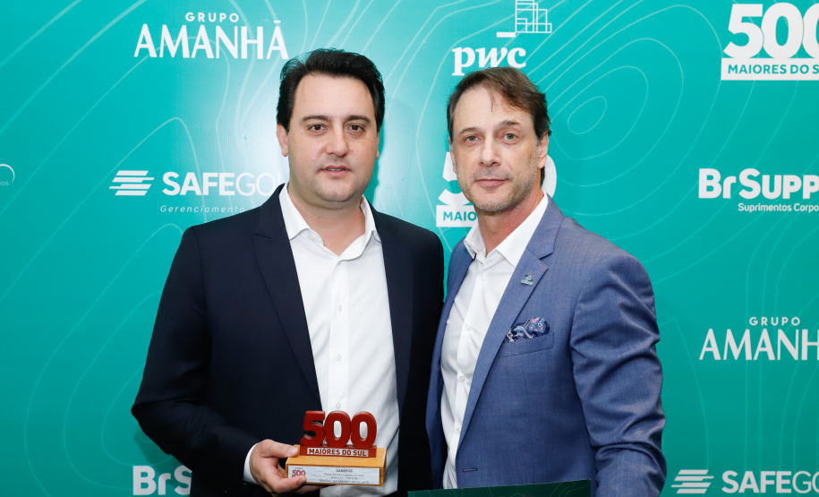 O governador Carlos Massa Ratinho Junior participa do evento de premiação das 500 maiores empresas do Sul.