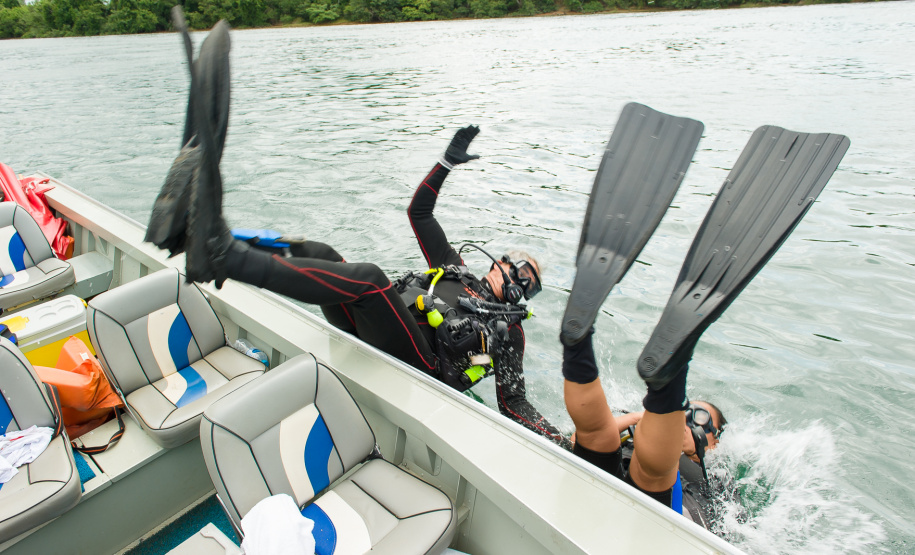 Localizado no Noroeste do Paraná, a cerca de 173 quilômetros de Maringá,  Porto Rico vem se tornando um destino cada vez mais procurado para férias e lazer nos fins de semana. O município de pouco mais de 3 mil habitantes é banhado pelo Rio Paraná, o que propicia aproveitar praias de água doce, a prática de esportes aquáticos, passeios de barco e lancha, além da pesca. Curitiba, 08-11-2019-Foto: Fabio Dias/Acervo EPR.