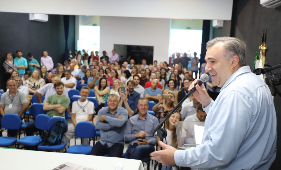 Inauguração do Centro da Juventude Nagib Harmuch, em Irati. Foto:Divulgação/SEJUF