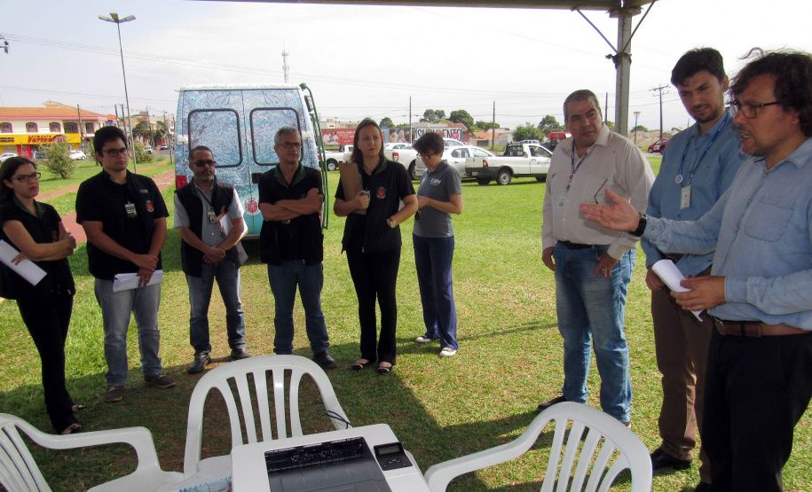A Companhia de Saneamento do Paraná (Sanepar) e a Prefeitura de Maringá são parceiras no projeto ambiental Ipojuca, lançado nesta sexta-feira (8). O objetivo é identificar e autuar empresas que estejam poluindo os córregos urbanos da cidade. Ipojuca significa, em tupi-guarani, água escura. Curitiba, 08-11-2019. Foto: Sanepar
