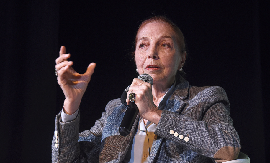 Marina Colasanti, uma das mais premiadas escritoras brasileiras e detentora de vários prêmios Jabutis, e a poeta, atriz, jornalista e cantora Elisa Lucinda, com diversos livros publicados e atuação no teatro cinema e televisão, estão entre os destaques no primeiro dia de evento, 15 (sexta-feira). A partir das 16h, no Auditório Poty Lazzarotto, elas participam da roda de conversa Escrita Feminina: lugar de escuta e lugar de fala. Foto: Kraw Penas/SECC