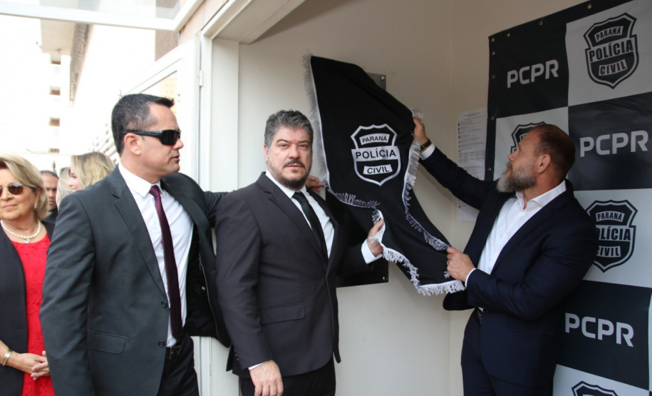 O Núcleo da Divisão de Crimes Contra a Corrupção e a Delegacia da Mulher de Londrina contam com nova estrutura. O prédio que abriga as duas unidades foi inaugurado oficialmente nesta sexta-feira (08). Foto: Divulgação/PCPR