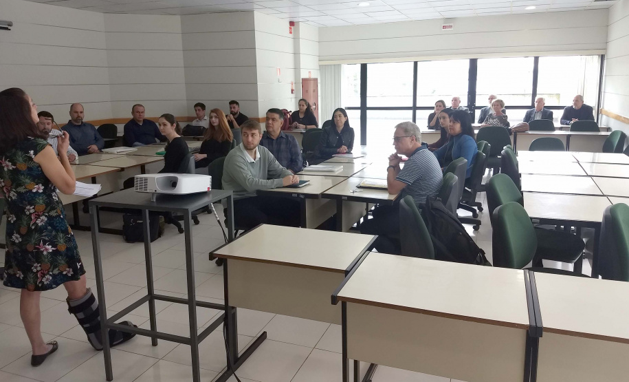 Trinta e nove servidores públicos assumiram nesta segunda-feira (11) seus cargos no Executivo Estadual. Eles foram aprovados no Edital 079/2017 e ocuparão cargos de nível superior e médio. Com a posse dos outros 100 novos servidores em setembro, são 139 novos funcionários públicos reforçando a estrutura da administração pública estadual. Foto: Divulgação/SEAP