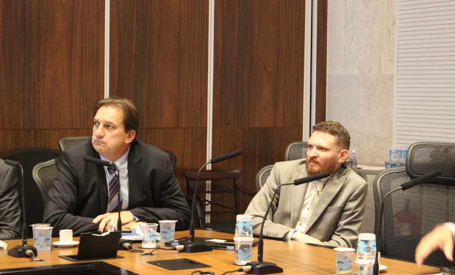 Os projetos do Corredor Oeste de Exportação - Nova Ferroeste, que deverá ligar Maracaju (MS) ao Porto de Paranaguá, incluindo o ramal Cascavel a Foz do Iguaçu, foram apresentados aos empresários da RZD International, uma operadora do sistema ferroviário russo. Foto: Divulgação/SEPL