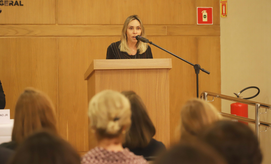 A Procuradora Geral do Estado empossa os novos Procuradores do Estado.Curitiba, 11-11-19.Foto: Arnaldo Alves / AEN.