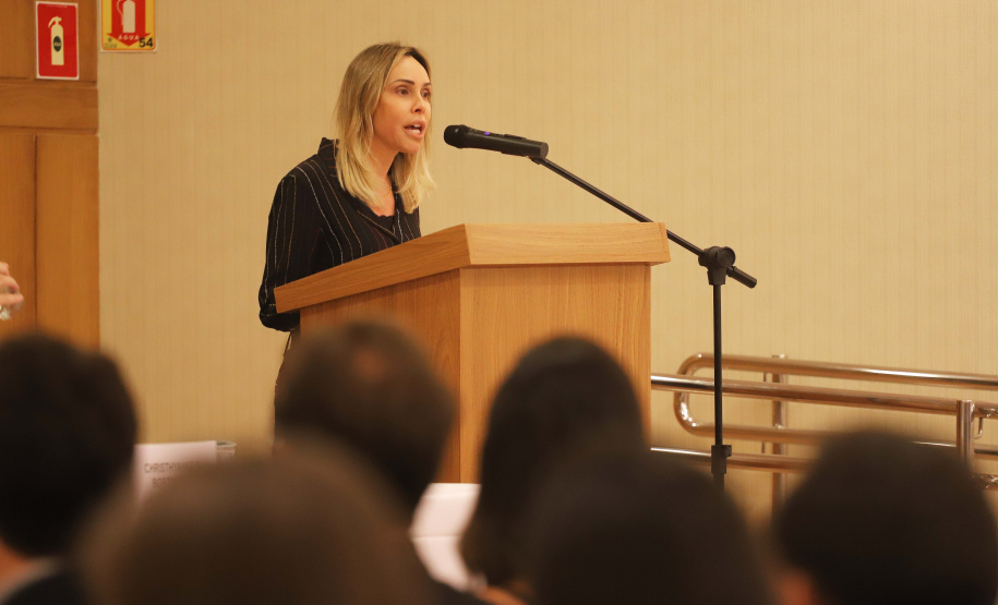 A Procuradora Geral do Estado empossa os novos Procuradores do Estado.Curitiba, 11-11-19.Foto: Arnaldo Alves / AEN.