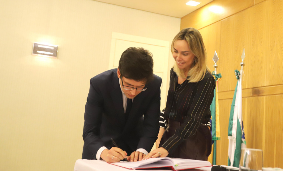 A Procuradora Geral do Estado empossa os novos Procuradores do Estado.Curitiba, 11-11-19.Foto: Arnaldo Alves / AEN.