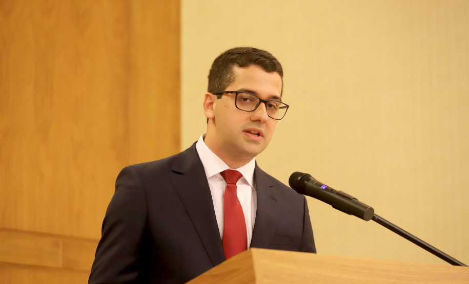 A Procuradora Geral do Estado empossa os novos Procuradores do Estado.Curitiba, 11-11-19.Foto: Arnaldo Alves / AEN.