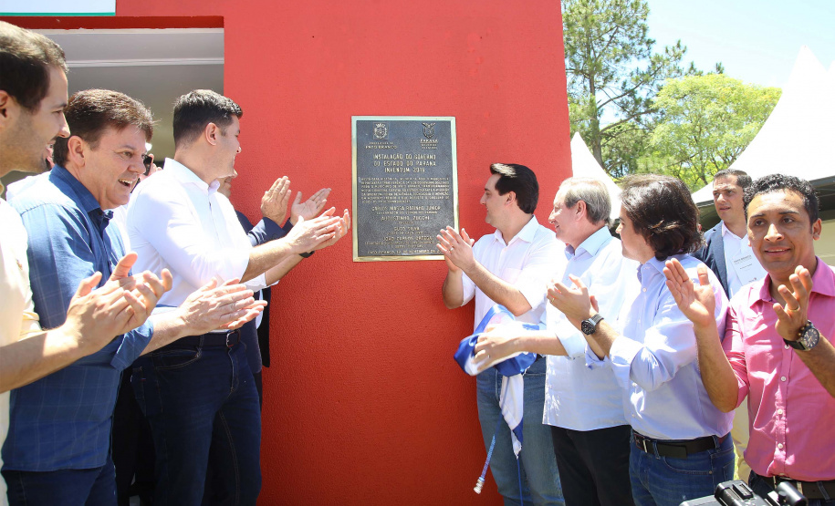 O governador Carlos Massa Ratinho Junior assinou na manhã desta terça-feira (12) a transferência da sede do Governo do Paraná para Pato Branco, polo do Sudoeste do Paraná
