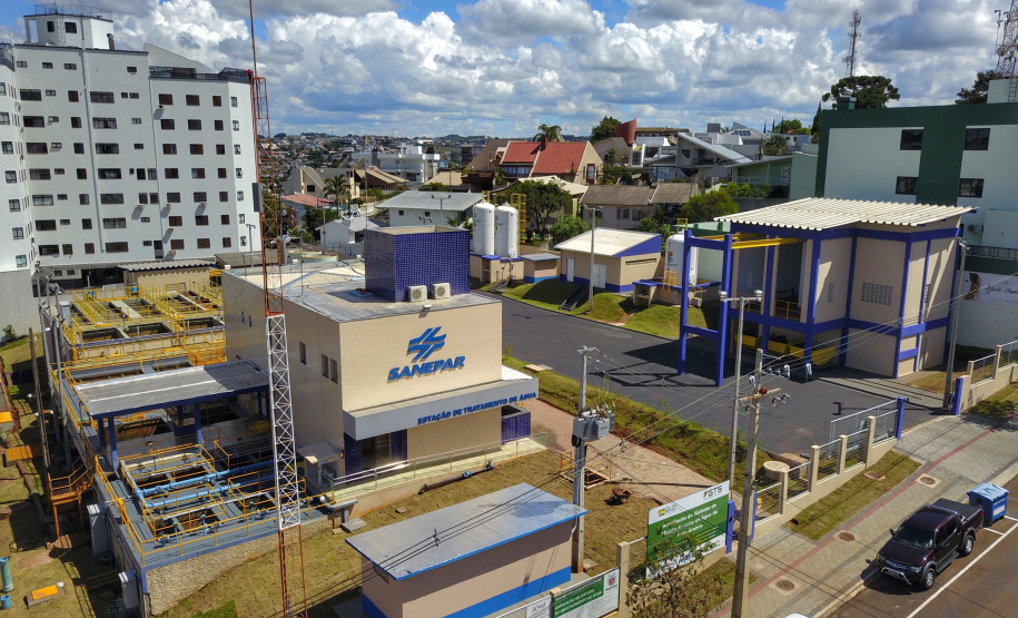 O Governo do Estado entregou nesta terça-feira (12) as obras de melhoria do sistema de abastecimento de água de Pato Branco, na região Sudoeste. O investimento foi de R$ 21 milhões. As obras foram entregues pelo governador Carlos Massa Ratinho Júnior e pelo diretor-presidente da Sanepar, Claudio Stabile.Foto: José Fernando Ogura/AEN