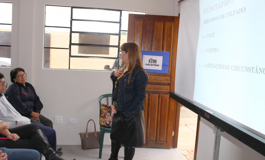 Servidores do Depen-PR de todo o Estado participam da 4ª Semana de Saúde do Trabalhador do Sistema Penitenciário. Com exames preventivos, palestras e bate-papos sobre a importância do cuidado com a saúde, o evento acontece até esta quarta-feira (13), Dia do Agente Penitenciário. As atividades foram abertas nesta terça (12), no Centro de Integração Social (CIS), em Piraquara. Foto: Divulgação/SESP