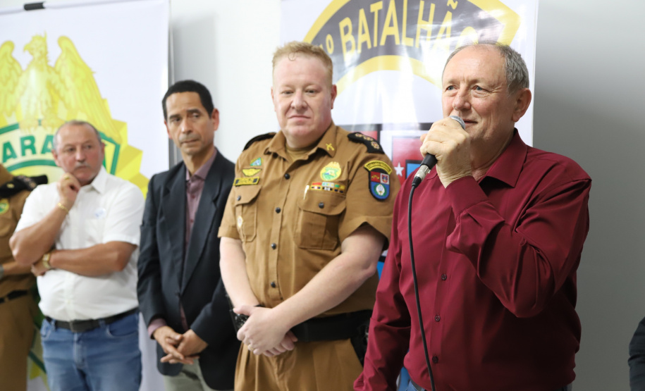 A 4ª Companhia da Polícia Militar, em Capanema, na região Sudoeste do Paraná, ganhou uma nova sede, mais moderna e ampla, com estrutura adequada para atender a população de cinco cidades da região Sudoeste. Além de Capanema, Planalto, Realeza, Pérola do Oeste e Santa Isabel do Oeste, conjunto de cidades próximo à fronteira com a Argentina, também serão assistidas pela Companhia. A inauguração foi nesta quarta-feira (13).Foto: José Fernando Ogura/AEN