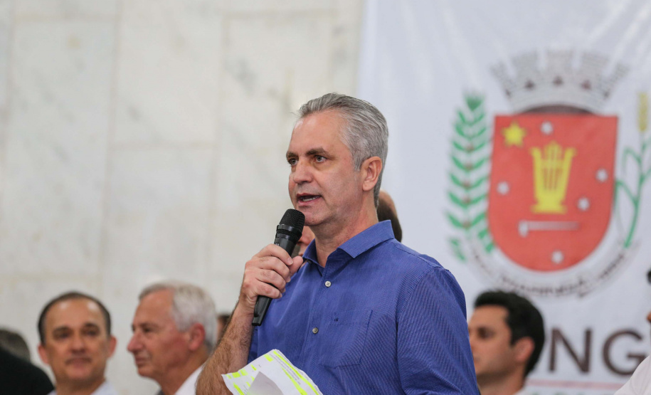 O Governo do Estado libera nesta quinta-feira (14) mais R$ 25 milhões para a continuidade das obras do Hospital da Criança de Maringá (Noroeste). A solenidade acontece na prefeitura de Maringá, com as presenças do  Secretário de Saúde ? Beto Preto e  do Prefeito de Maringá, Ulisses Maia (foto).Maringá, 14/11/2019 -  Foto: Geraldo Bubniak/AEN