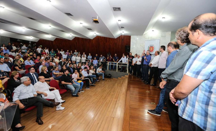 O Governo do Estado libera nesta quinta-feira (14) mais R$ 25 milhões para a continuidade das obras do Hospital da Criança de Maringá (Noroeste). A solenidade acontece na prefeitura de Maringá, com as presenças do  Secretário de Saúde ? Beto Preto e  do Prefeito de Maringá, Ulisses Maia.Maringá, 14/11/2019 -  Foto: Geraldo Bubniak/AEN