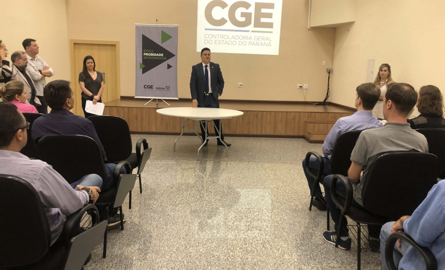 Novos servidores passam a integrar o quadro da Controladoria-Geral do Estado. Eles já começaram a capacitação para conhecer em detalhes as atividades de combate à corrupção desenvolvidas pelas coordenadorias da CGE. Foto: Divulgação/CGE