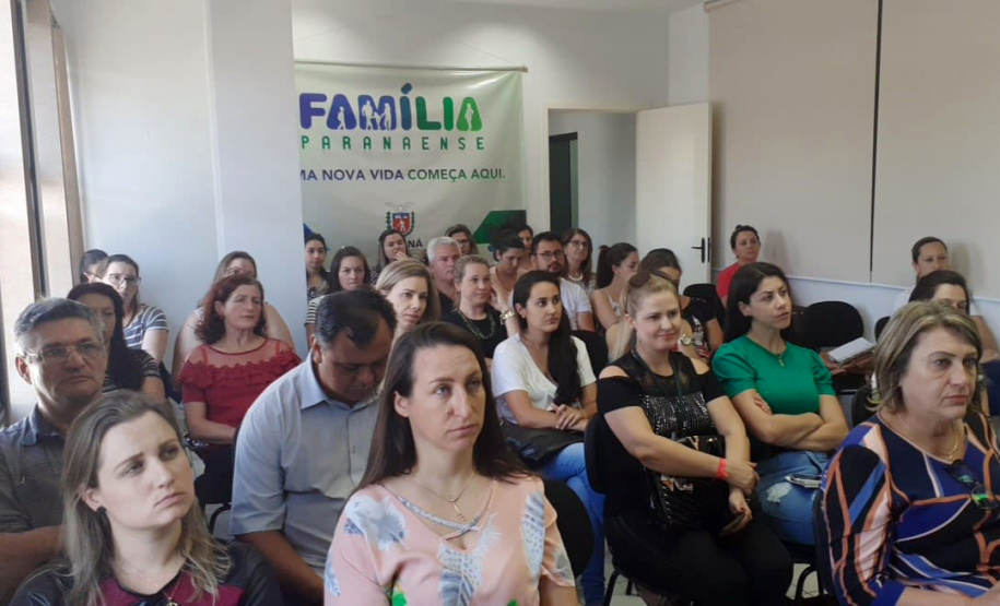 A Força-Tarefa Infância Segura, criada pela Secretaria da Justiça, Família e Trabalho, reuniu nesta terça-feira (19) cerca de 600 pessoas de 205 municípios em um curso, transmitido via webconferência, para a formação interdisciplinar de profissionais do Sistema de Garantia dos Direitos da Criança e do Adolescente do Paraná. Foto: Divulgação/SEJUF