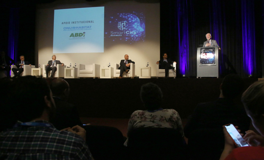 Governador em exercício Darci Piana participa da abertura do Smart City Bussines Fórum. Curitiba,20/11/2019 Foto:Jaelson Lucas / AEN