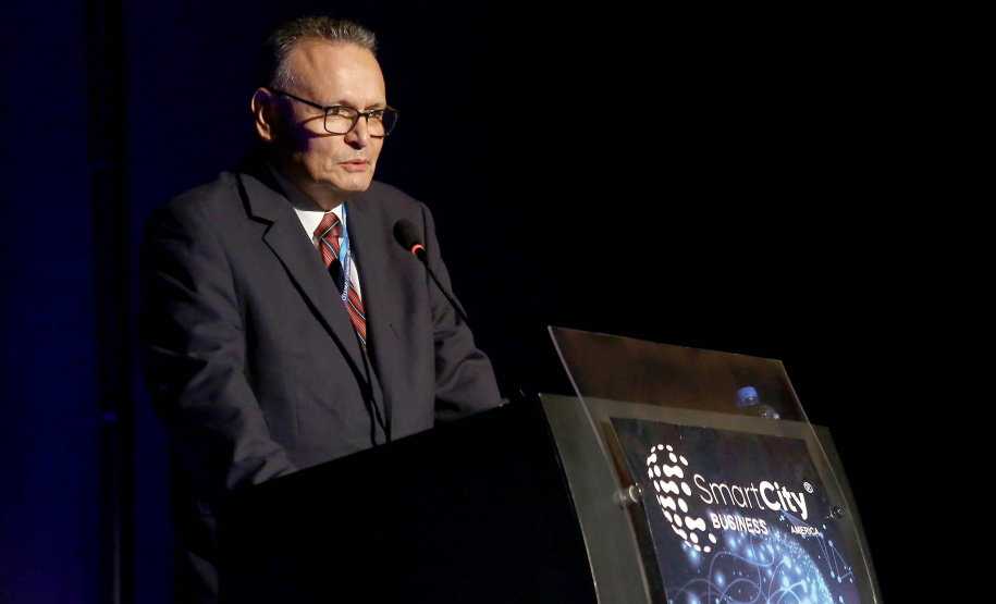 Governador em exercício Darci Piana participa da abertura do Smart City Bussines Fórum. Na imagem, o diretor da Celepar, Danilo Scalet Curitiba,20/11/2019 Foto:Jaelson Lucas / AEN
