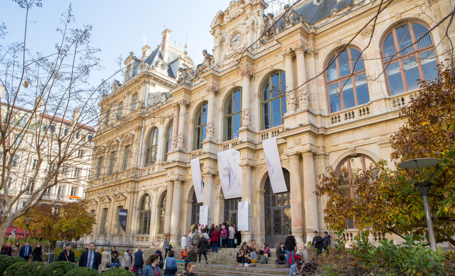 Paraná ingressa na rede internacional da seda. Foto:www.silkinlyon.com/presse/