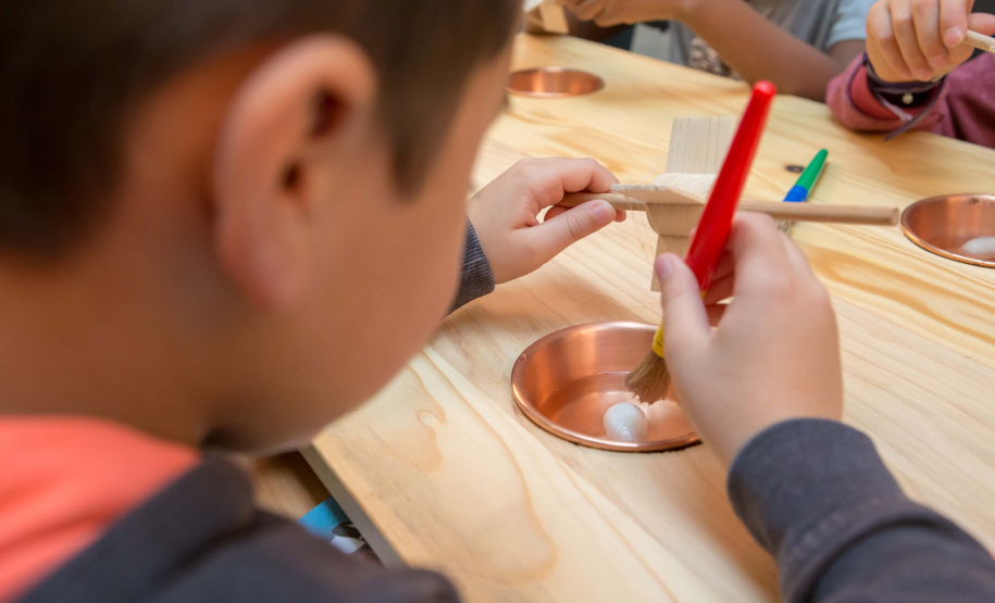 Paraná ingressa na rede internacional da seda. Foto:www.silkinlyon.com/presse/