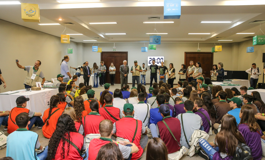 O governador em exercício, Darci Piana participa do Encontro Estadual de Empreendedores e Líderes Rurais no Expotrade Pinhais, na Região Metropolitana de Curitiba. Curitiba, 22/11/2019 - Foto: Geraldo Bubniak/AEN