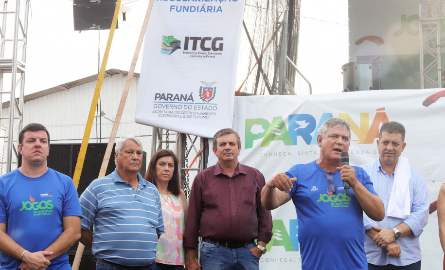 Aventura e Natureza, em Ribeirão Claro. Participaram: prefeito de Ribeirão Claro, Mario Augusto Pereira; diretor superintendente de Espotes, Hélio Wirbiski; diretor presidente do ITCG, Mozarte de Quadros Junior;   entre outros.Ribeirão Claro, 23-11-19.Foto: Arnaldo Alves / AEN.