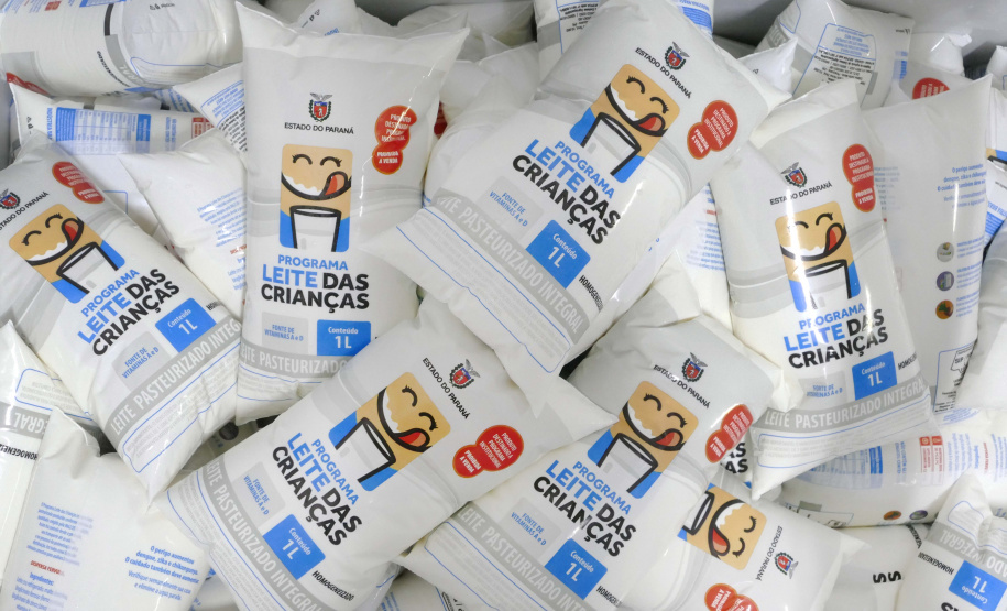 Em 2019, o Leite das Crianças completa 15 anos de atividade em Curitiba, que foi a última cidade a integrar o programa do Governo do Estado. Foto: Arnaldo Alves / AEN.