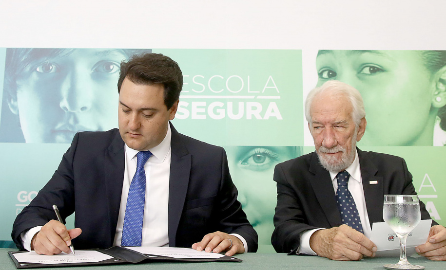 O Governo do Paraná prevê implantar o programa Escola Segura em mais 150 escolas em 2020. A iniciativa, que reforça a segurança nos colégios estaduais, funciona hoje em 77 unidades que atendem 81,7 mil alunos. Foto: Jaelson Lucas / AEN