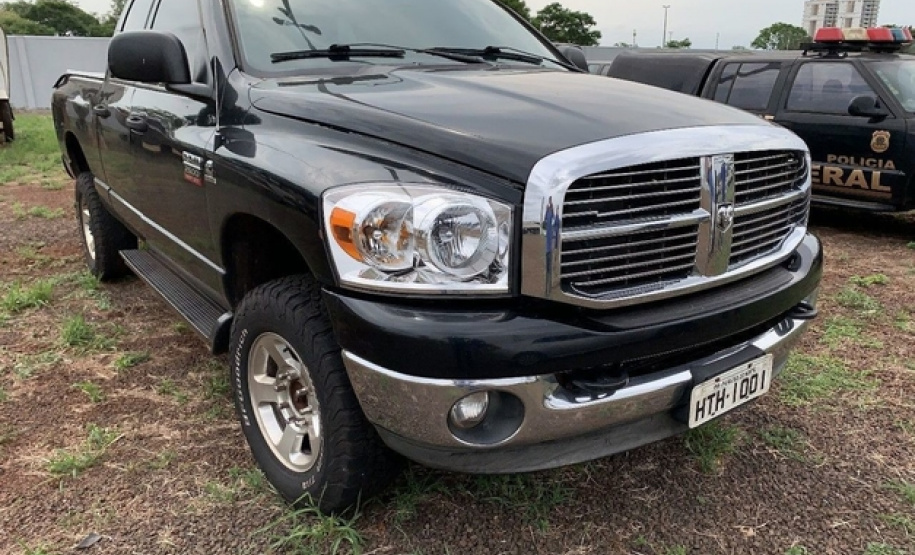 A Secretaria de Estado da Segurança Pública vai promover nesta quinta-feira (28), às 14 horas, no auditório da Polícia Federal em Foz do Iguaçu, o terceiro leilão de veículos apreendidos em processos judiciais envolvendo tráfico de drogas. Serão leiloados 66 veículos, e o evento poderá ser acompanhado em tempo real pela internet (www.marangonileiloes.com.br/senad). Foto: Divulgação/ Superbid