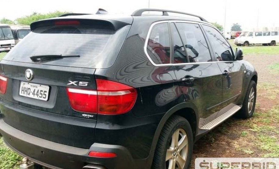 A Secretaria de Estado da Segurança Pública vai promover nesta quinta-feira (28), às 14 horas, no auditório da Polícia Federal em Foz do Iguaçu, o terceiro leilão de veículos apreendidos em processos judiciais envolvendo tráfico de drogas. Serão leiloados 66 veículos, e o evento poderá ser acompanhado em tempo real pela internet (www.marangonileiloes.com.br/senad). Foto: Divulgação/ Superbid