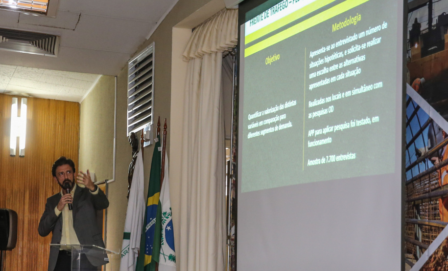 Na primeira reunião para apresentação do cronograma de atividades, o secretário de Estado da Infraestrutura e Logística, Sandro Alex, explicou que o objetivo dos grupos de trabalho do Governo do Estado e da União é garantir uma modelagem moderna de concessão.