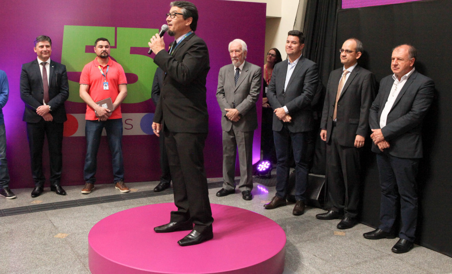 A Celepar comemorou nesta quarta-feira, 27 de novembro, 55 anos de história dedicada a facilitar a vida do cidadão paranaense. No evento de comemoração, com a presença do vice-governador Darci Piana, foi anunciado mais um projeto inovador, o CeleparLand, e também apresentada a nova identidade visual da empresa. Curitiba, 27/11/2019- Foto: Ari Dias/AEN