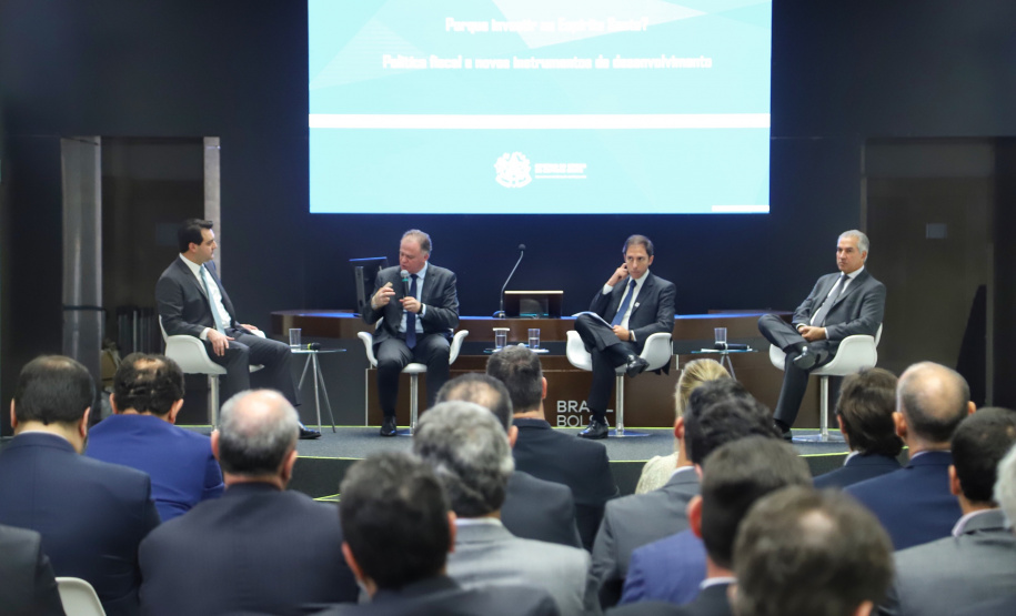 O governador Carlos Massa Ratinho Junior apresentou nesta quarta-feira (27), na Bolsa de Valores de São Paulo, as oportunidades de investimentos no Paraná. Ele destacou os potenciais do Estado, a moderna legislação sobre Parcerias Público-Privadas (PPPs) e o novo programa de concessão de rodovias, que vai abranger 4,1 quilômetros de estradas.Foto: José Fernando Ogura/AEN