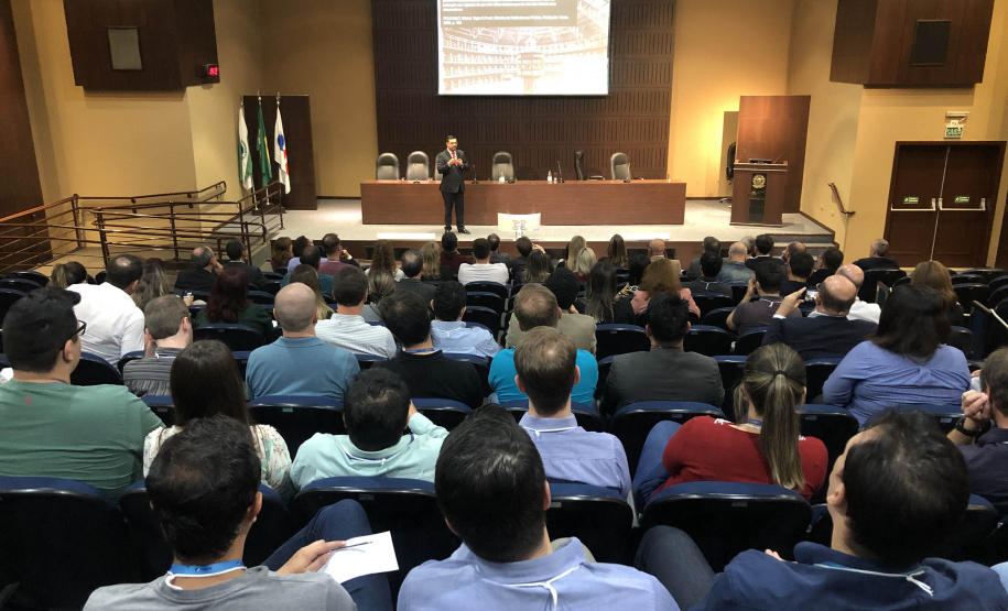 A Lei Geral de Proteção de Dados (LGPD) entra plenamente em vigor em agosto do próximo ano e exigirá adequações. Para esclarecer os reflexos da lei nas operações diárias do governo estadual, a Controladoria-Geral do Estado (CGE), em parceria com a Celepar, reuniram especialistas no assunto e servidores de diversos órgãos estaduais para debaterem as mudanças exigidas por essa legislação. O encontro foi terça-feira (26). Foto:CGE