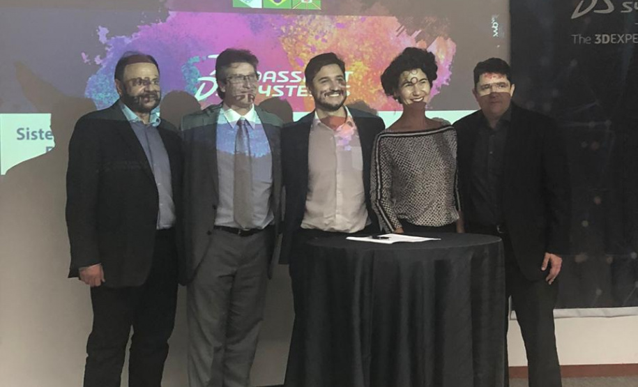 O Governo do Estado e a multinacional francesa Dassault Systèmes vão montar em Curitiba um hub (espaço de integração) de inovação para pesquisa aplicada e desenvolvimento tecnológico com foco em mobilidade elétrica.
O memorando de entendimento foi celebrado nesta quarta-feira (27) pela Superintendência de Inovação da Casa Civil e envolve ainda a Universidade Federal do Paraná (UFPR), o Senai e a Agência Curitiba de Desenvolvimento e Inovação. Foto: Divulgação