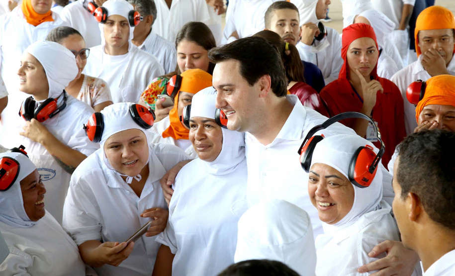 O município de Rondon, no Noroeste do Paraná, está ganhando novas vagas de emprego com a retomada de atividades da unidade local do frigorífico Averama