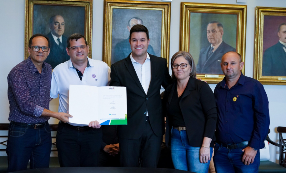 O Governo do Estado conclui esta semana a rodada de autorizações para liberação de recursos do programa Paraná Mais Cidades, que começou há cerca de dois meses. Coordenado pela Casa Civil, o programa é uma parceria entre o Governo e a Assembleia Legislativa e conta com R$ 351 milhões, provenientes do Tesouro Estadual e da devolução do exercício orçamentário do Legislativo. Foto: Guilherme Flores/Casa Civil