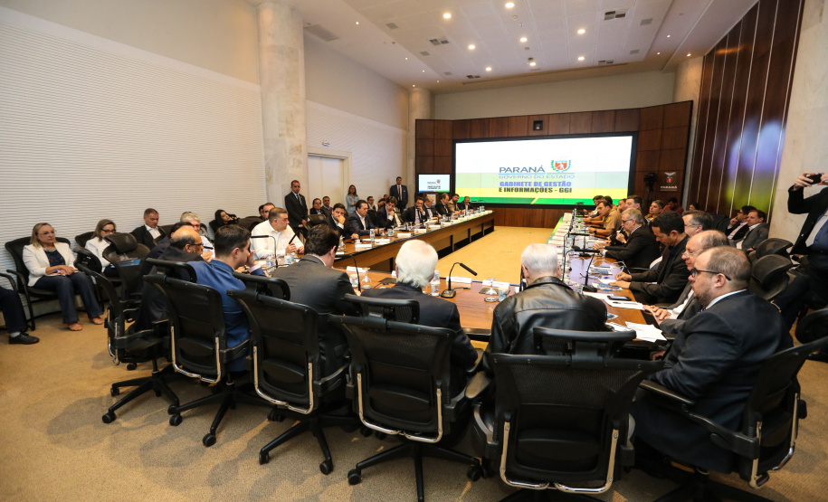 O governador Carlos Massa Ratinho Junior participa nesta terça-feira (03) da reunião com a equipe de governo.  03/12/2019 - Foto: Geraldo Bubniak/AEN