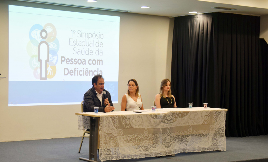 As Secretarias de Estado da Saúde e Justiça promoveram nesta terça-feira (03), em Curitiba, o 1º Simpósio Estadual da Pessoa com Deficiência, como partes das atividades do Dia Internacional da Pessoa com Deficiência, instituída pela ONU. Foto:SESA