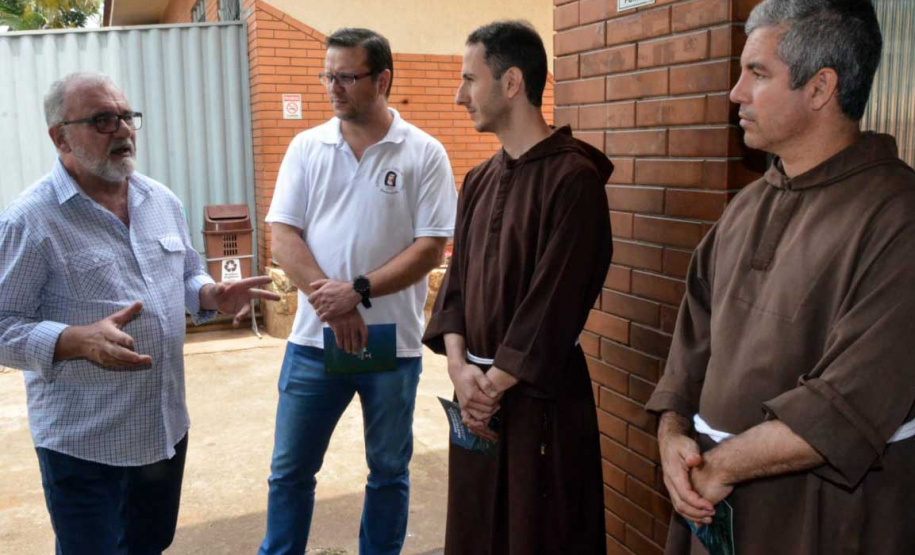 Representantes da Superintendência Geral de Diálogo e Interação Social (Sudis) visitaram nesta terça-feira (3), em Maringá, entidades carentes com o objetivo de fortalecer e atender as demandas de todos os setores da sociedade, principalmente dos mais necessitatos. Foto: Nelson/SUDIS