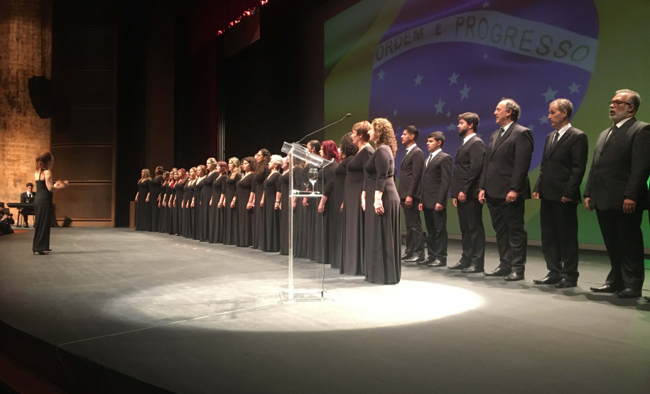 Na Semana Nacional do Turismo, o Paraná concorreu com projetos selecionados entre as Iniciativas de Destaque do Prêmio Nacional de Turismo. Ações de Foz do Iguaçu e de Guarapuava foram selecionadas entre mais de trezentos inscritos. A cerimônia de premiação aconteceui nesta quarta feira (04) em Belo Horizonte (MG).Foto: Edson Thomaz