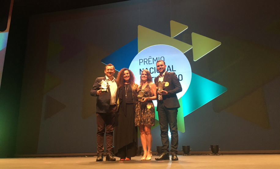 Na Semana Nacional do Turismo, o Paraná concorreu com projetos selecionados entre as Iniciativas de Destaque do Prêmio Nacional de Turismo. Ações de Foz do Iguaçu e de Guarapuava foram selecionadas entre mais de trezentos inscritos. A cerimônia de premiação aconteceui nesta quarta feira (04) em Belo Horizonte (MG).Foto: Edson Thomaz