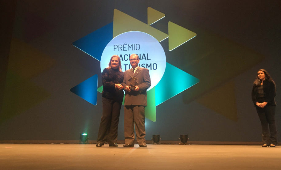 Na Semana Nacional do Turismo, o Paraná concorreu com projetos selecionados entre as Iniciativas de Destaque do Prêmio Nacional de Turismo. Ações de Foz do Iguaçu e de Guarapuava foram selecionadas entre mais de trezentos inscritos. A cerimônia de premiação aconteceui nesta quarta feira (04) em Belo Horizonte (MG).Foto: Edson Thomaz