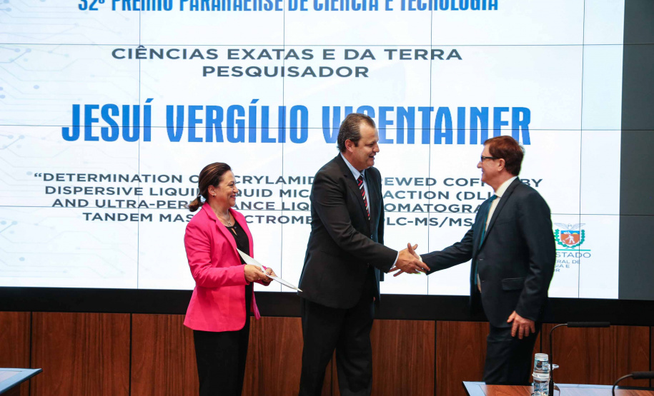 Entrega do 32º Prêmio Paranaense de Ciência e Tecnologia no Palácio Iguaçu. Curitiba, 04/12/2019 - Foto: Geraldo Bubniak/AEN