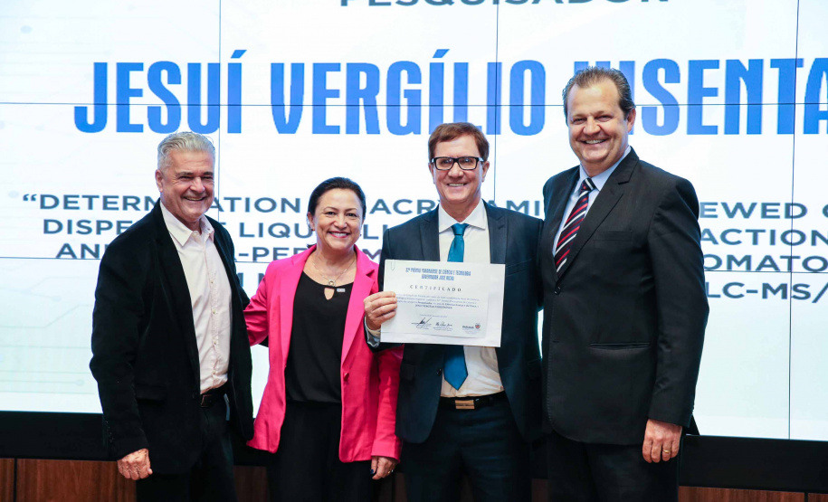 Entrega do 32º Prêmio Paranaense de Ciência e Tecnologia no Palácio Iguaçu. Curitiba, 04/12/2019 - Foto: Geraldo Bubniak/AEN