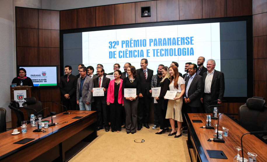 Entrega do 32º Prêmio Paranaense de Ciência e Tecnologia no Palácio Iguaçu. Curitiba, 04/12/2019 - Foto: Geraldo Bubniak/AEN