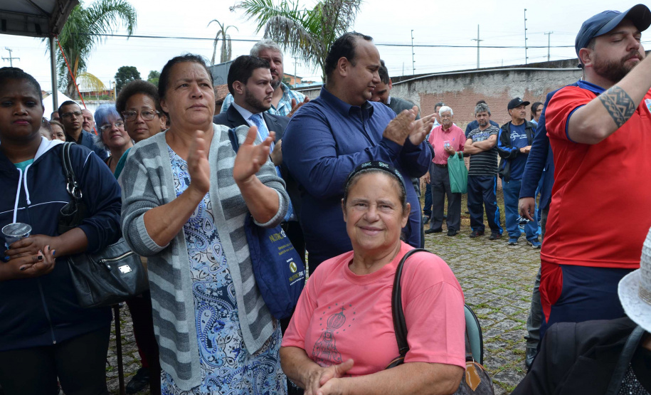 O secretário estadual da Agricultura e do Abastecimento, Norberto Ortigara, participou nesta quinta-feira (05) da inauguração do Armazém da Família em Campo Magro. Esta é a décima unidade implantada na Região Metropolitana de Curitiba, viabilizada por meio de parceria entre a Prefeitura da Capital, responsável pelo programa, e o município.Foto:SEAB